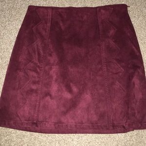 BURGUNDY SUEDE SKIRT
